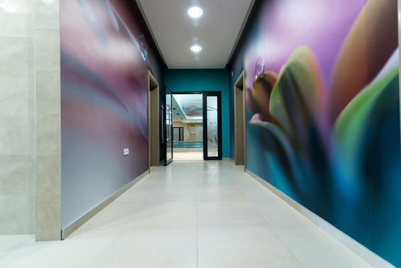 Hotel Euforia Lounge Sabac Bagian luar foto