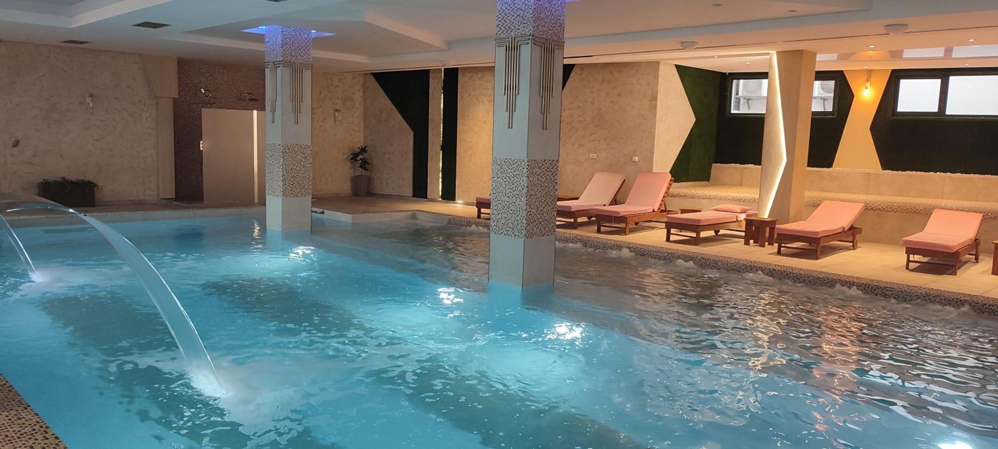 Hotel Euforia Lounge Sabac Bagian luar foto