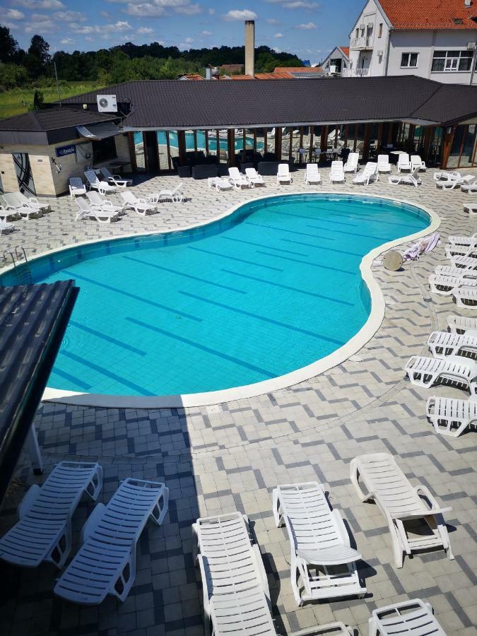 Hotel Euforia Lounge Sabac Bagian luar foto