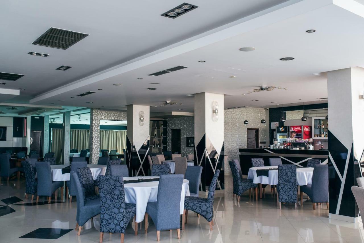 Hotel Euforia Lounge Sabac Bagian luar foto