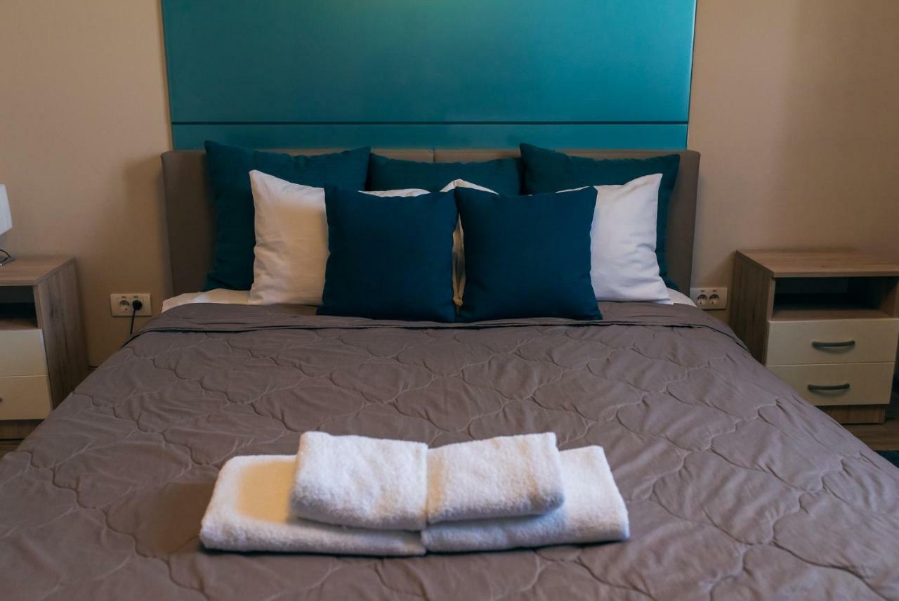 Hotel Euforia Lounge Sabac Bagian luar foto